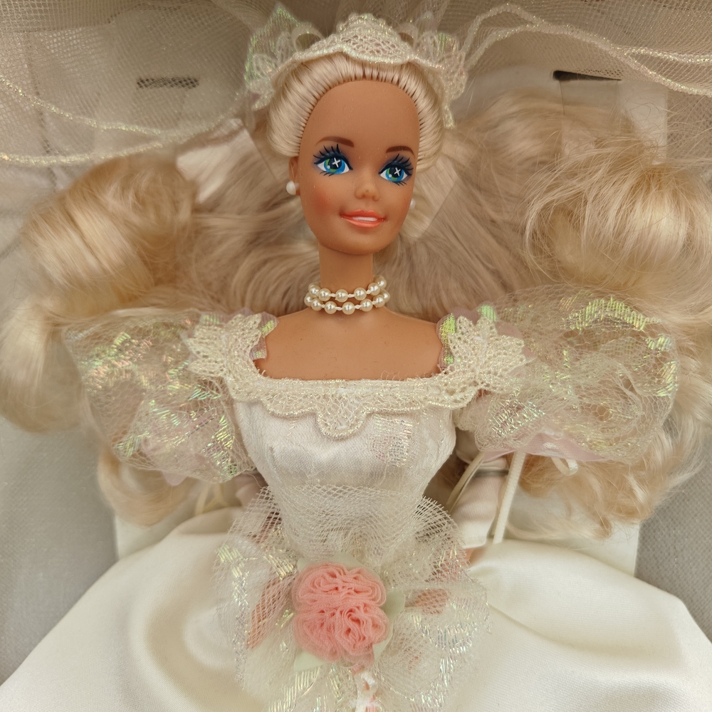Elegant Doll with White Dress and Blonde Hair